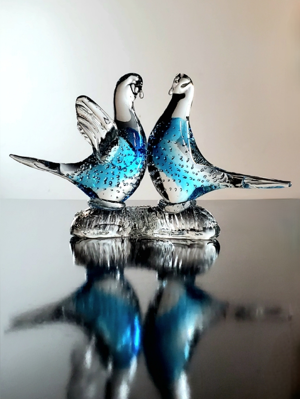 6" Tall X 10 1/2" Long Clear & Blue Bubbles Glass Blown Sculpted Love Birds